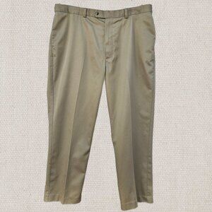 Roundtree & Yorke Men's Khaki Tan Expandable Pant - 40 x 29